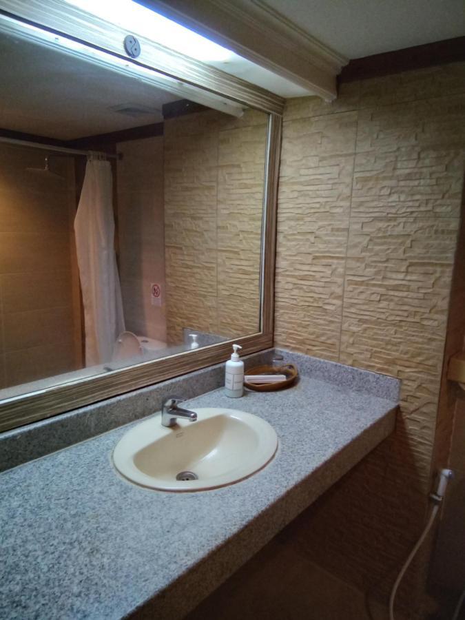 Hotel Puri Dibia Kuta Kuta Lombok Zewnętrze zdjęcie